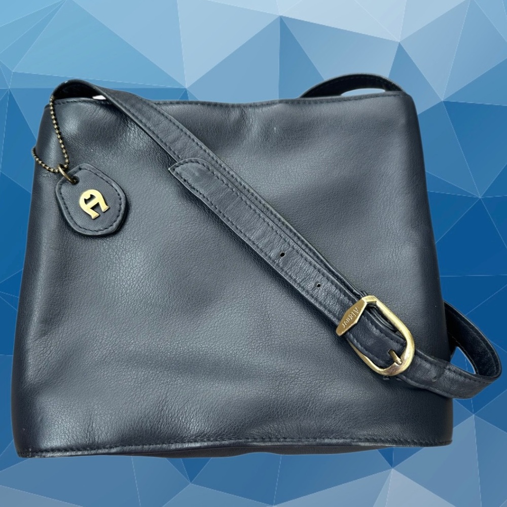 Etienne Aigner Vintage Dark Navy Leather Crossbody